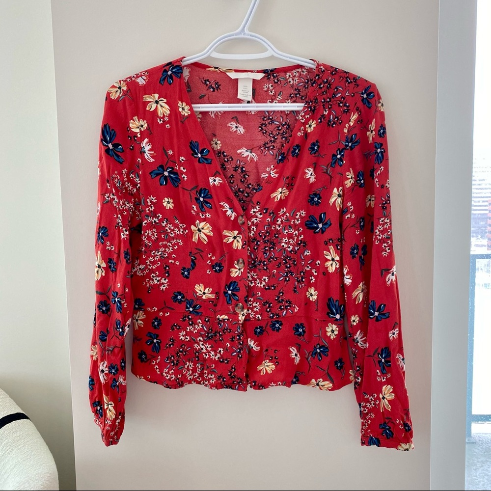 H&M button-up floral blouse